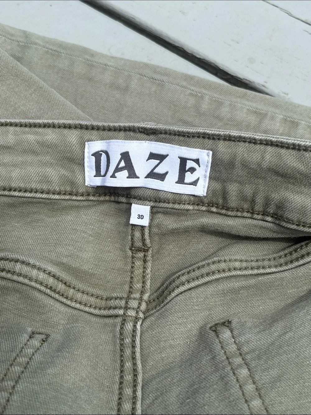 DAZE Denim Just Right Carpenter Jeans